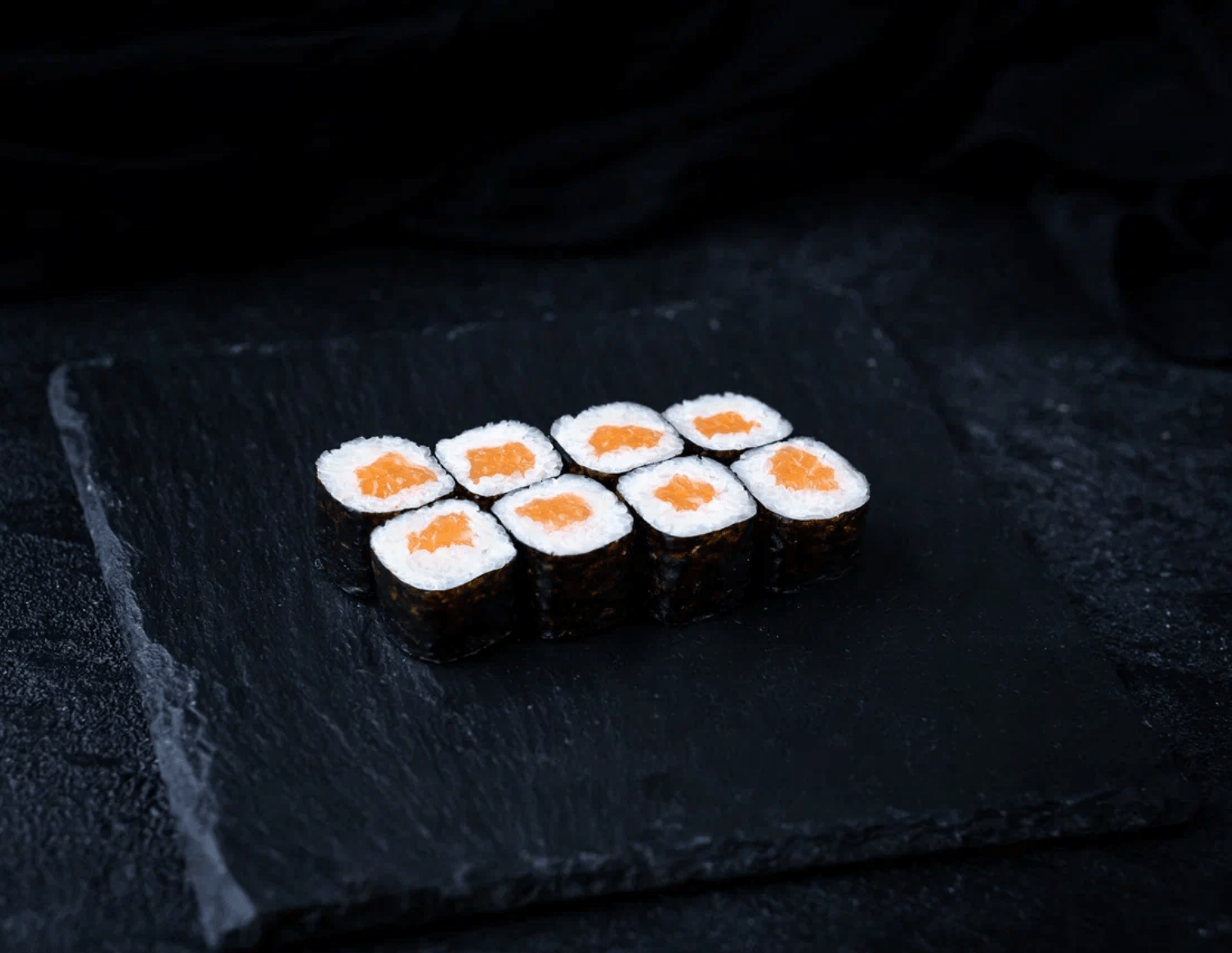 Маки роллы: доставка в Кирове | SushiRolls